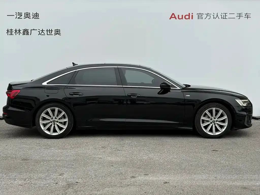 Audi A6L 2021 из CN, фото 3
