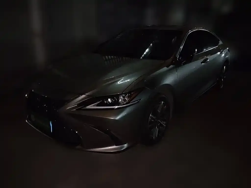 Lexus ES 2023 из CN, фото 1