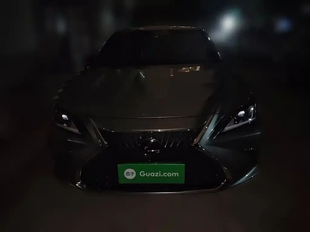 Lexus ES 2023 из CN, фото 3