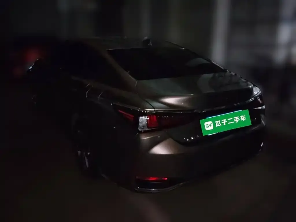 Lexus ES 2023 из CN, фото 5