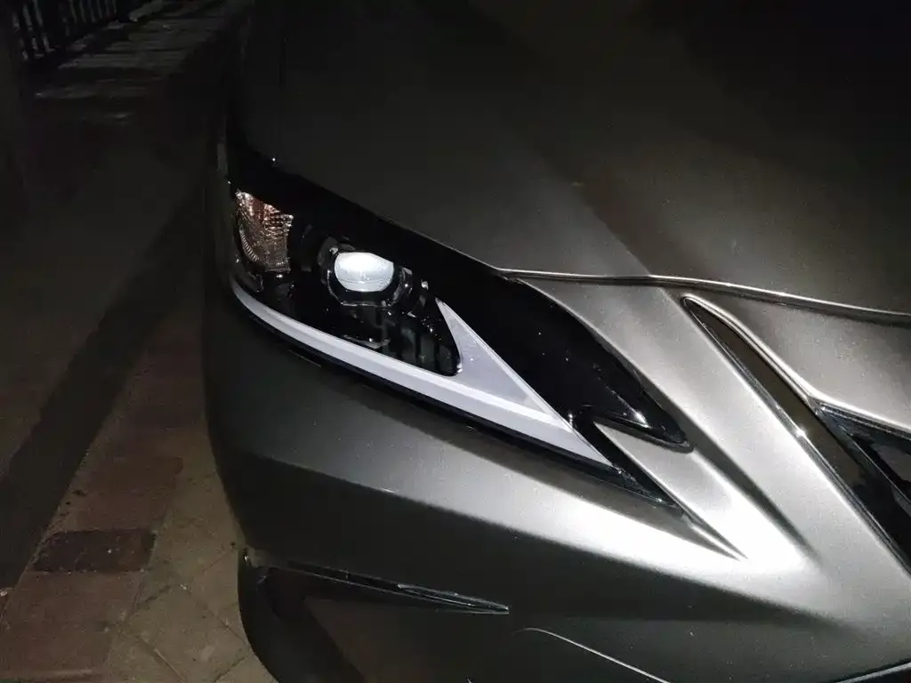 Lexus ES 2023 из CN, фото 8