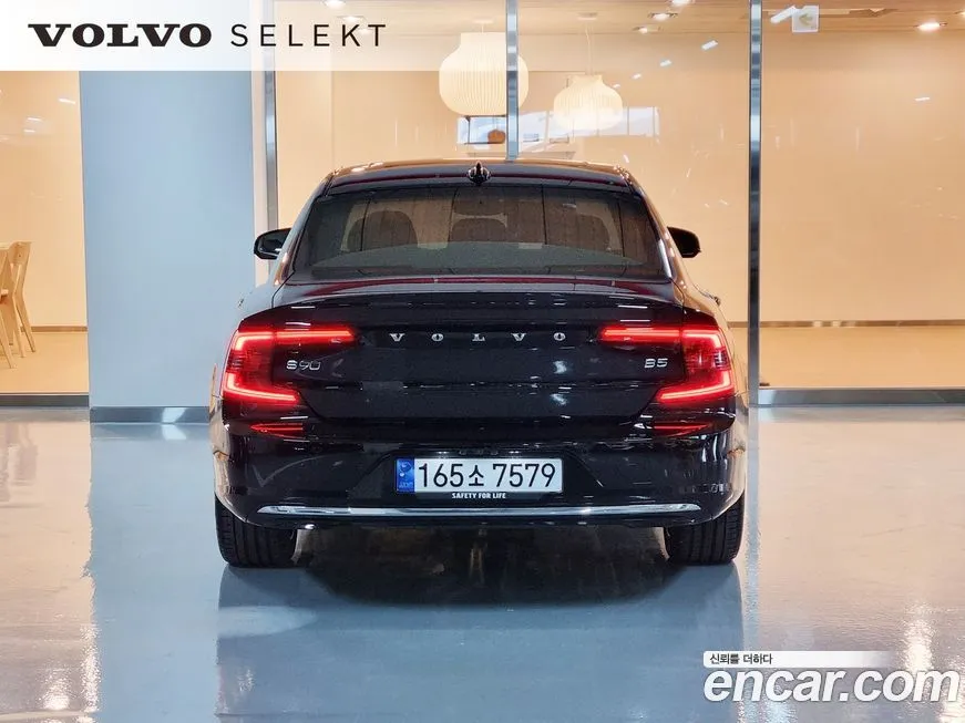 Volvo S90 — фото 4