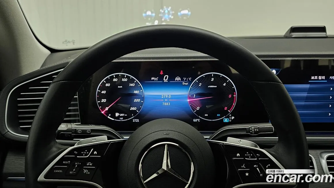 Mercedes-Benz GLE-Class — фото 8
