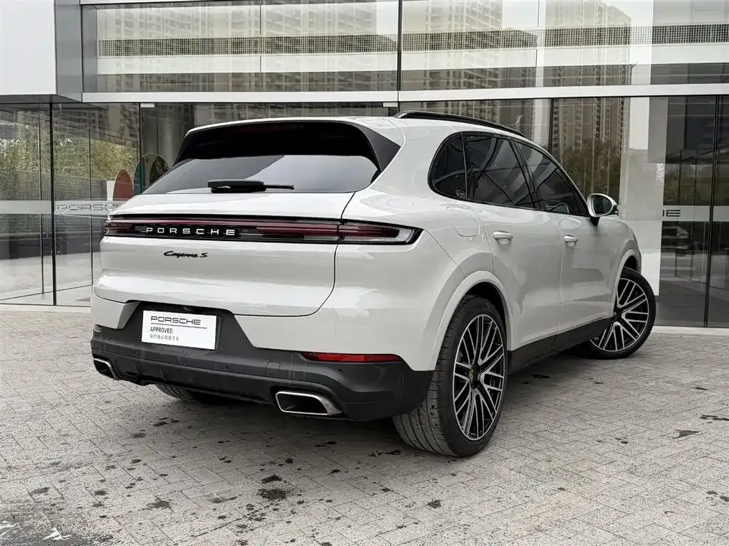 Porsche Cayenne 2025 из CN, фото 4