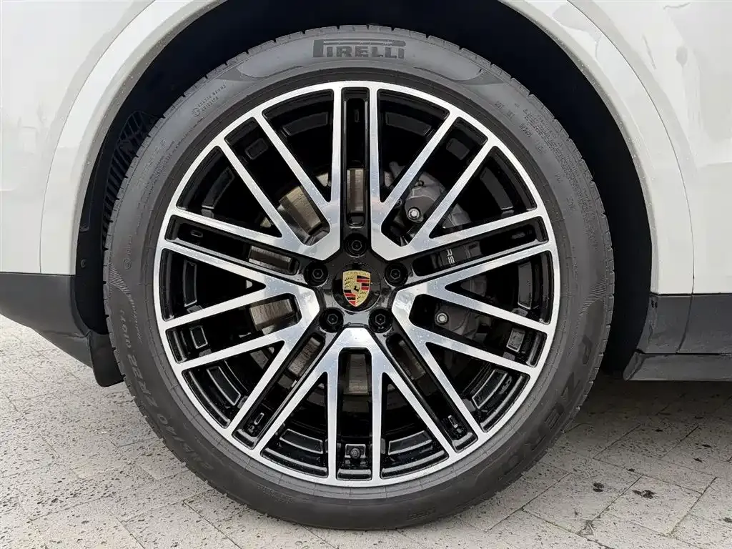 Porsche Cayenne 2025 из CN, фото 6