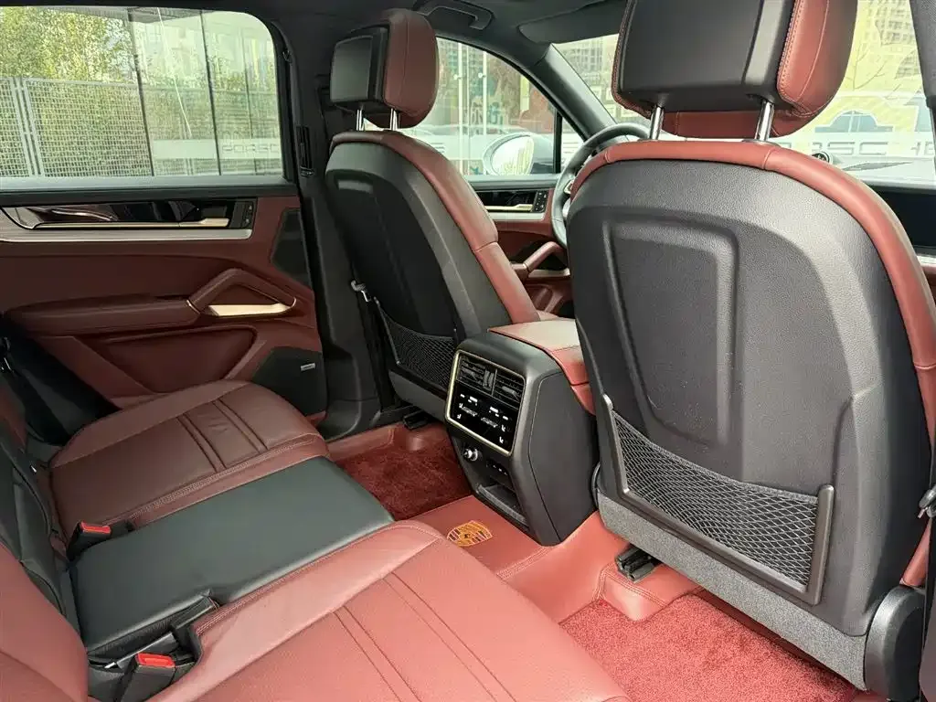 Porsche Cayenne 2025 из CN, фото 9
