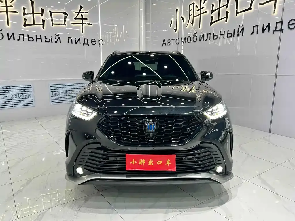 Toyota Crown Kluger 2022 из CN, фото 4