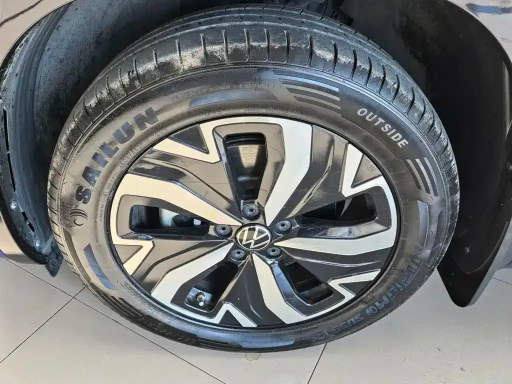 Volkswagen GTE PHEV 2022 из CN, фото 5