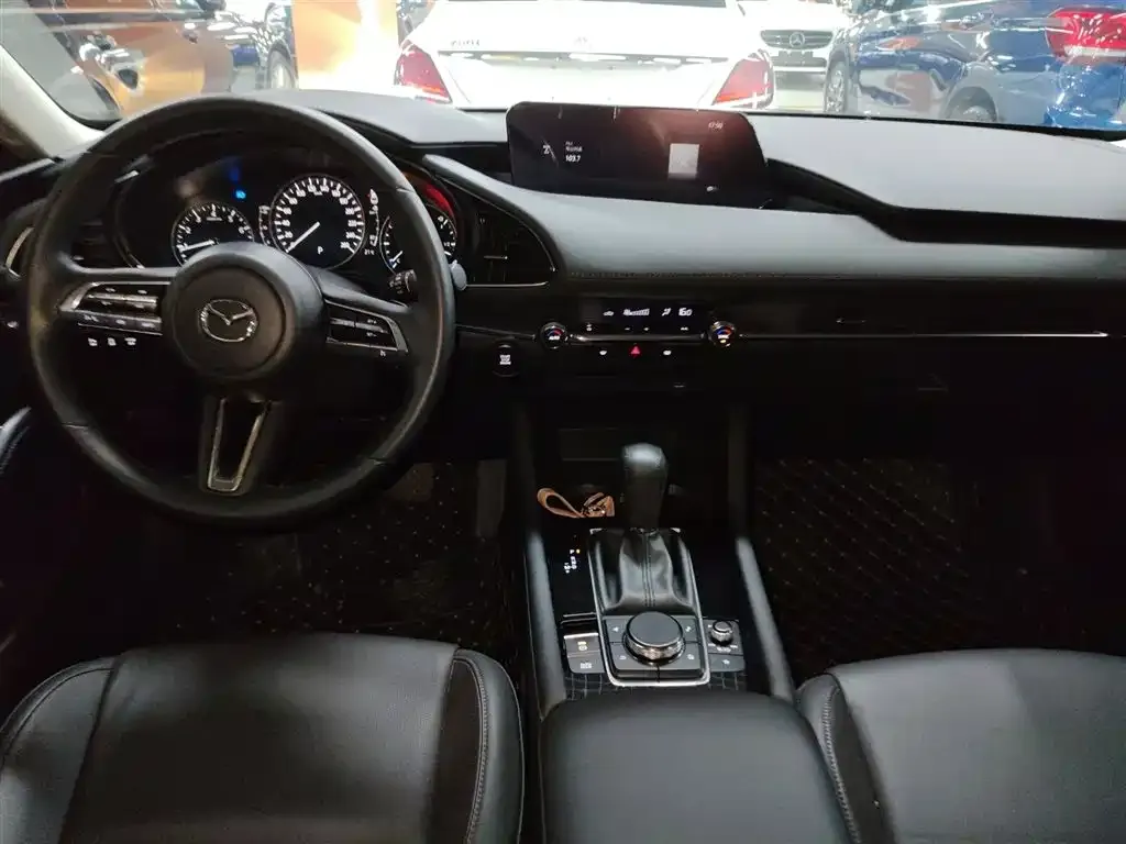 Mazda 3 Axela 2022 из CN, фото 10