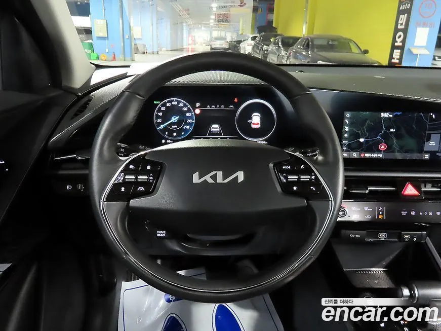 Kia Niro — фото 9