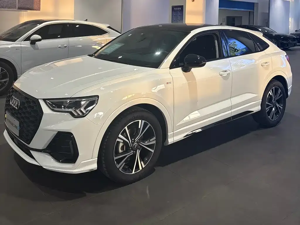 Audi Q3 Sportback — фото 2