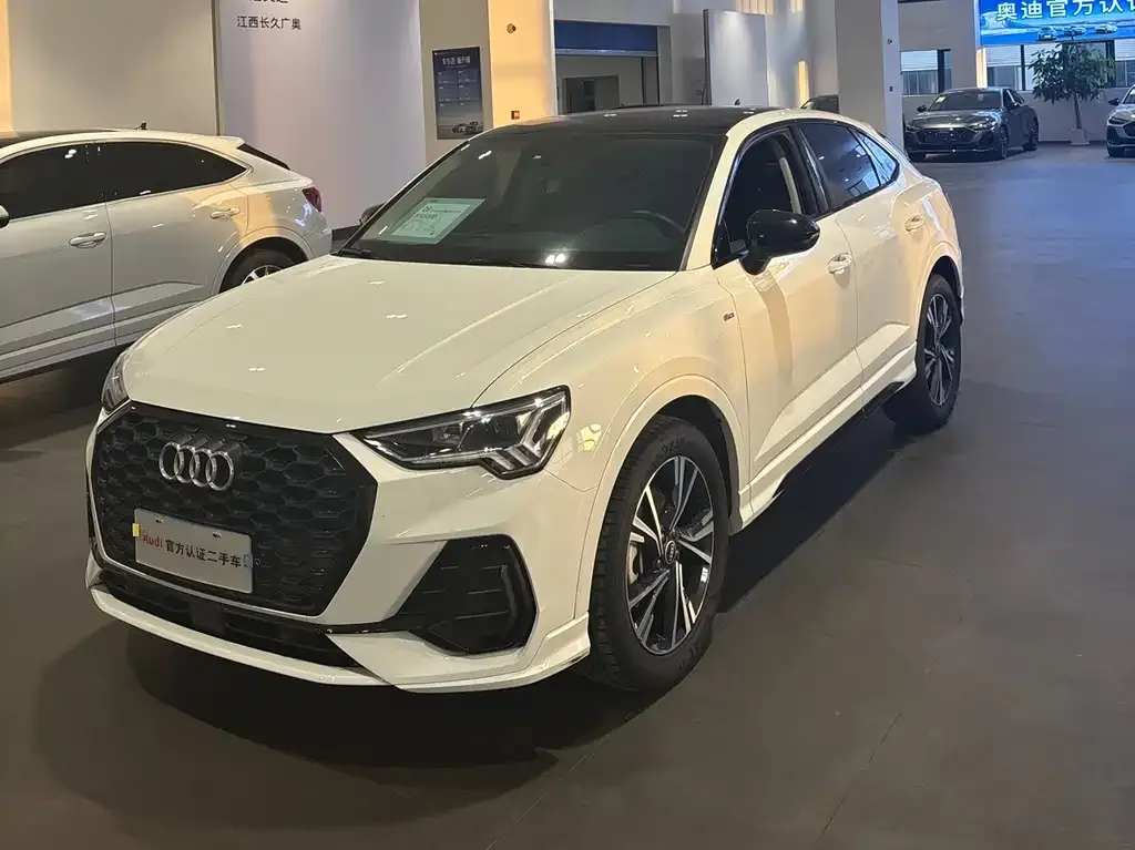 Audi Q3 Sportback — фото 3