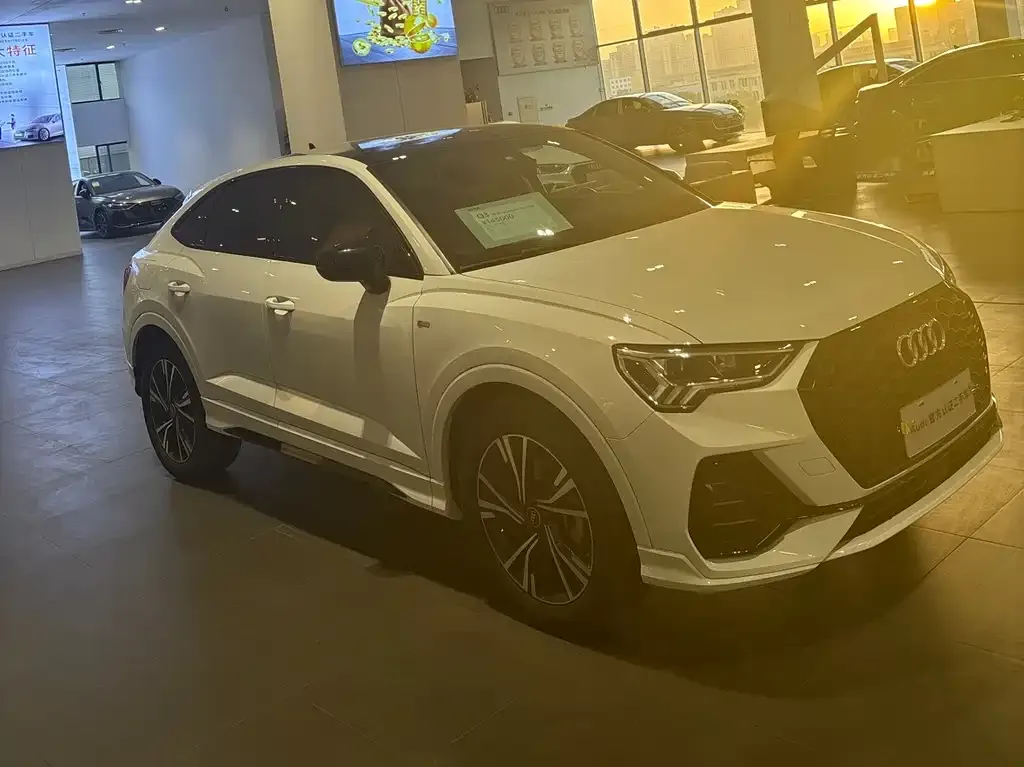 Audi Q3 Sportback — фото 4