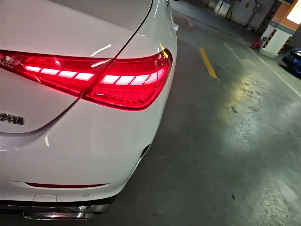 Mercedes-Benz C-Class 2024 из CN, фото 8
