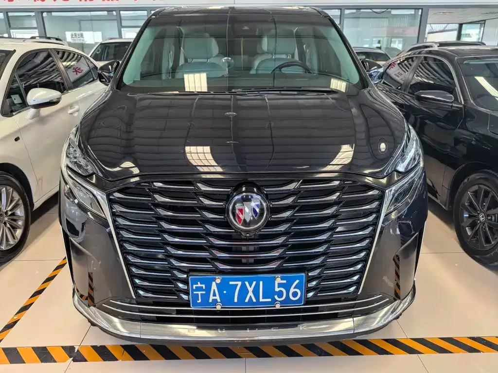Buick GL8 2022 из CN, фото 2
