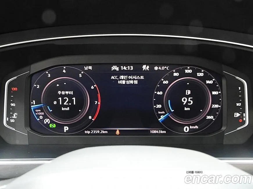 Volkswagen Tiguan — фото 8