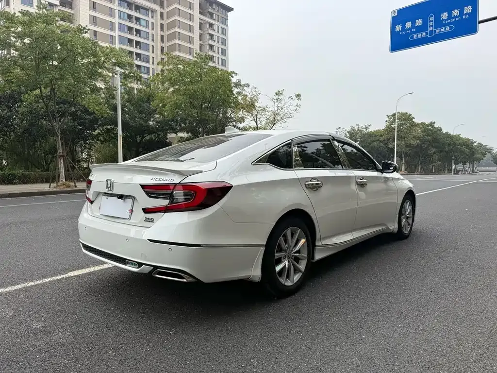 Honda Accord 2023 из CN, фото 6