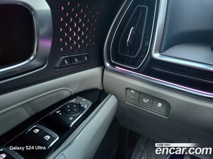 Kia Sorento — фото 10