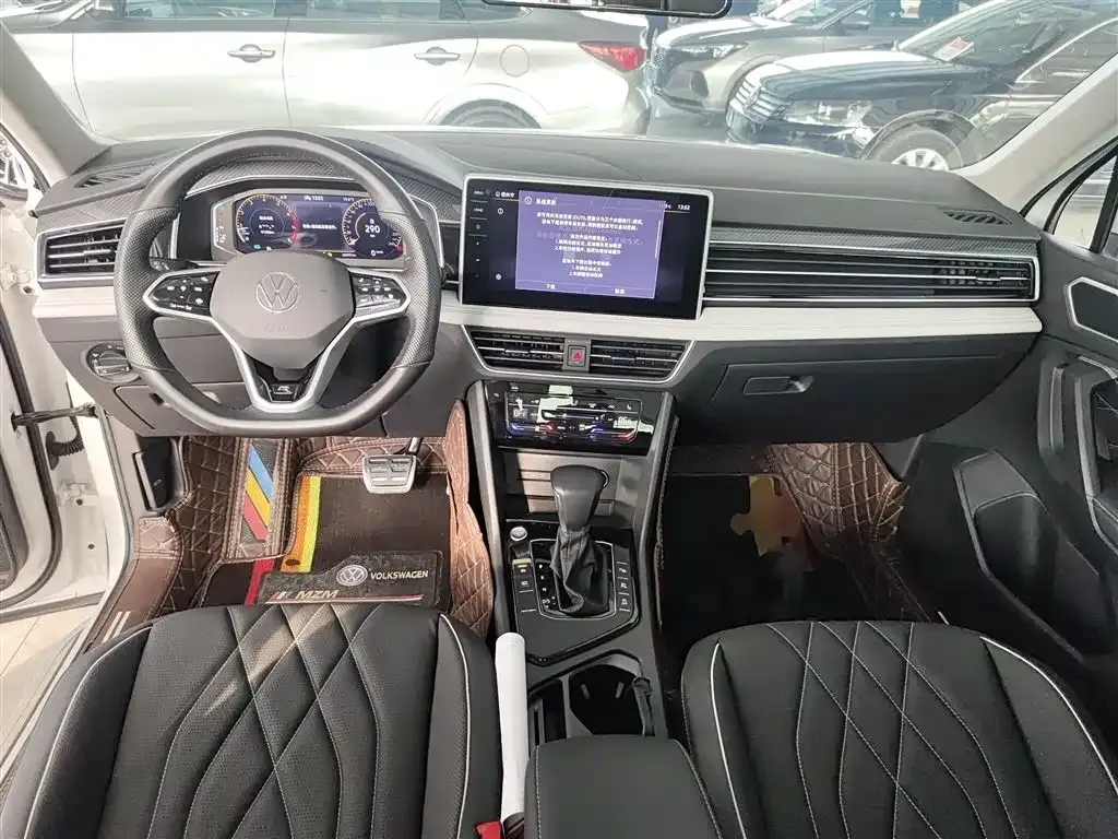 Volkswagen Tiguan L 2022 из CN, фото 10