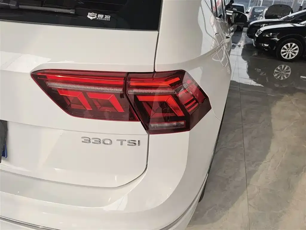 Volkswagen Tiguan L 2022 из CN, фото 8