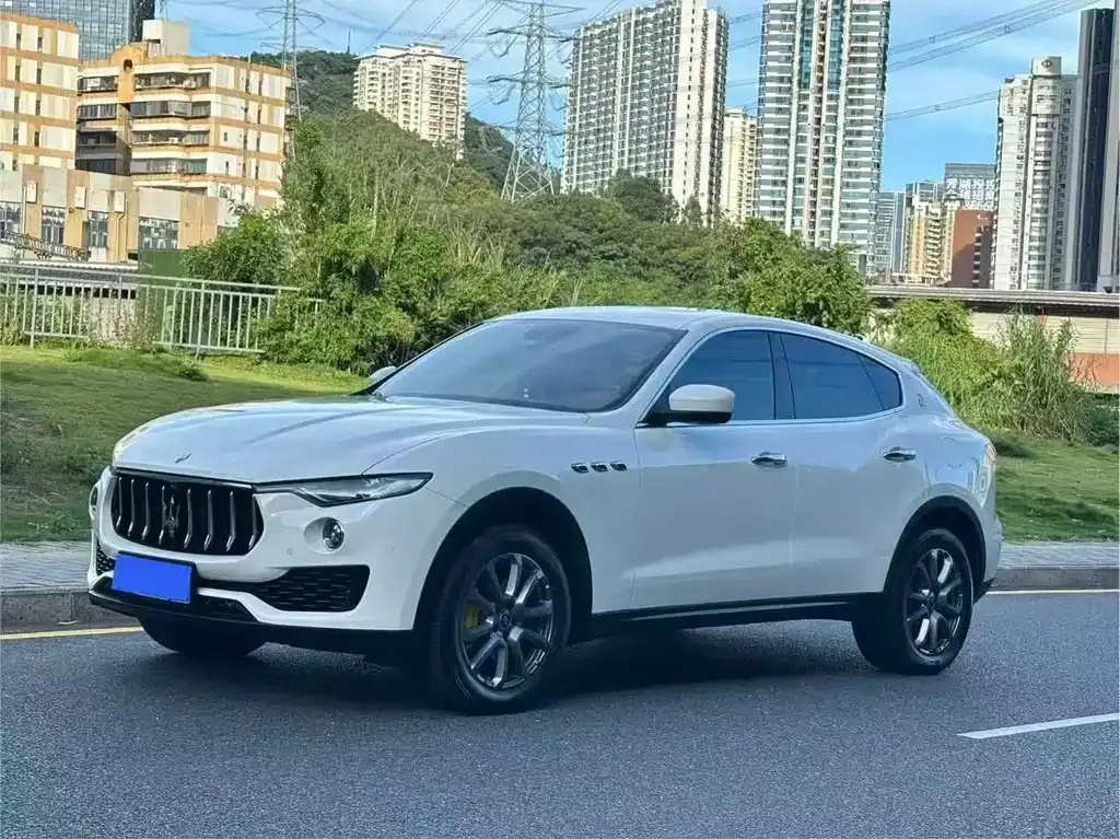 Maserati Levante — фото 3