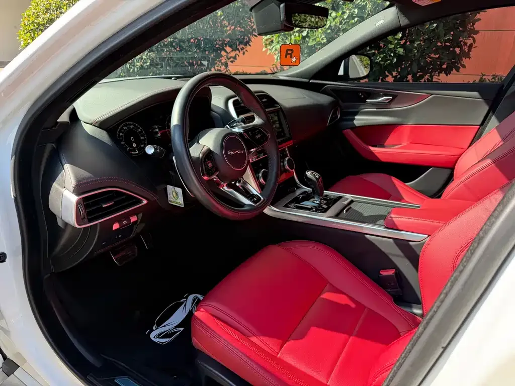Jaguar XEL 2023 из CN, фото 8
