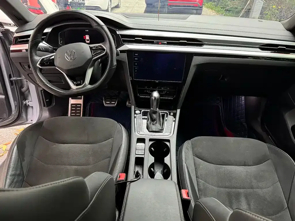 Volkswagen CC 2022 из CN, фото 10