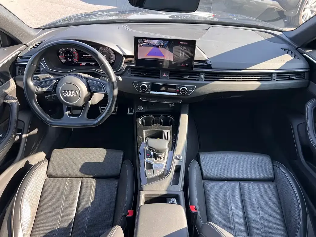 Audi A4L 2023 из CN, фото 7