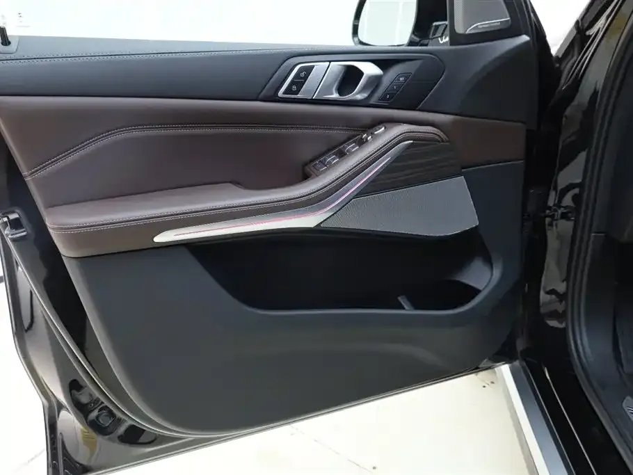 BMW X5 2025 из CN, фото 8