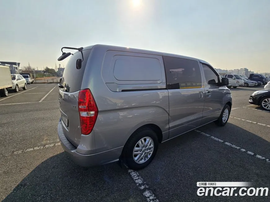Hyundai Starex 2021 из KR, фото 5