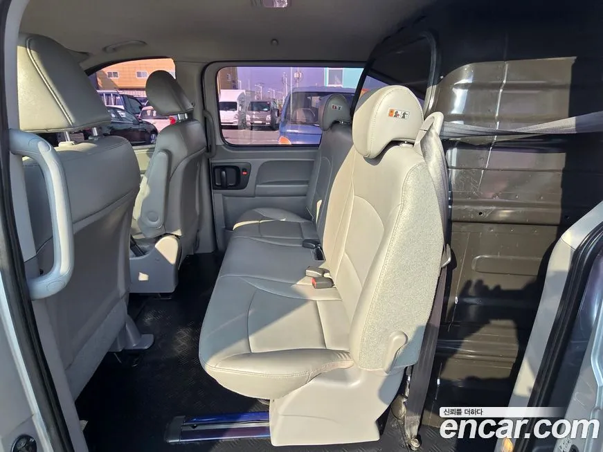 Hyundai Starex 2021 из KR, фото 8