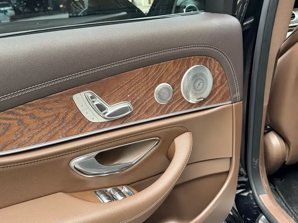 Mercedes-Benz E-Class 2023 из CN, фото 10