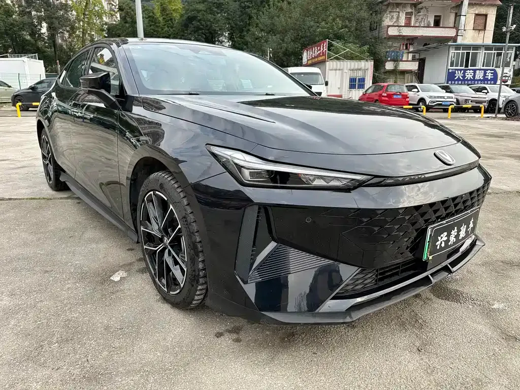 Changan UNI-V iDD 2024 из CN, фото 1
