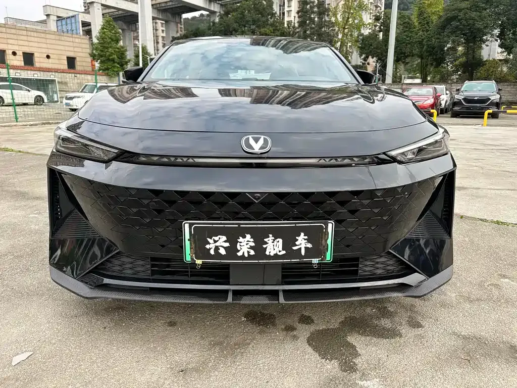 Changan UNI-V iDD 2024 из CN, фото 2