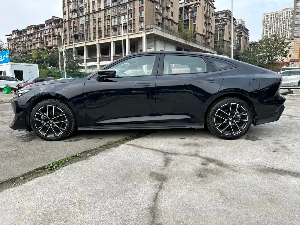 Changan UNI-V iDD 2024 из CN, фото 7