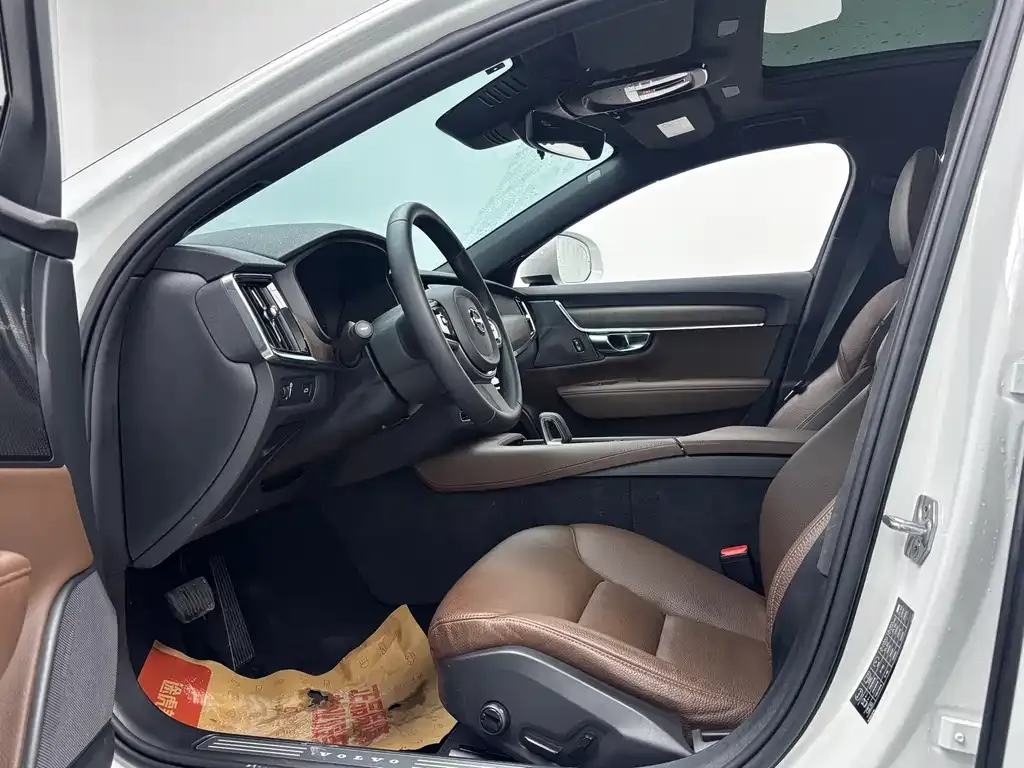 Volvo V90 2022 из CN, фото 10