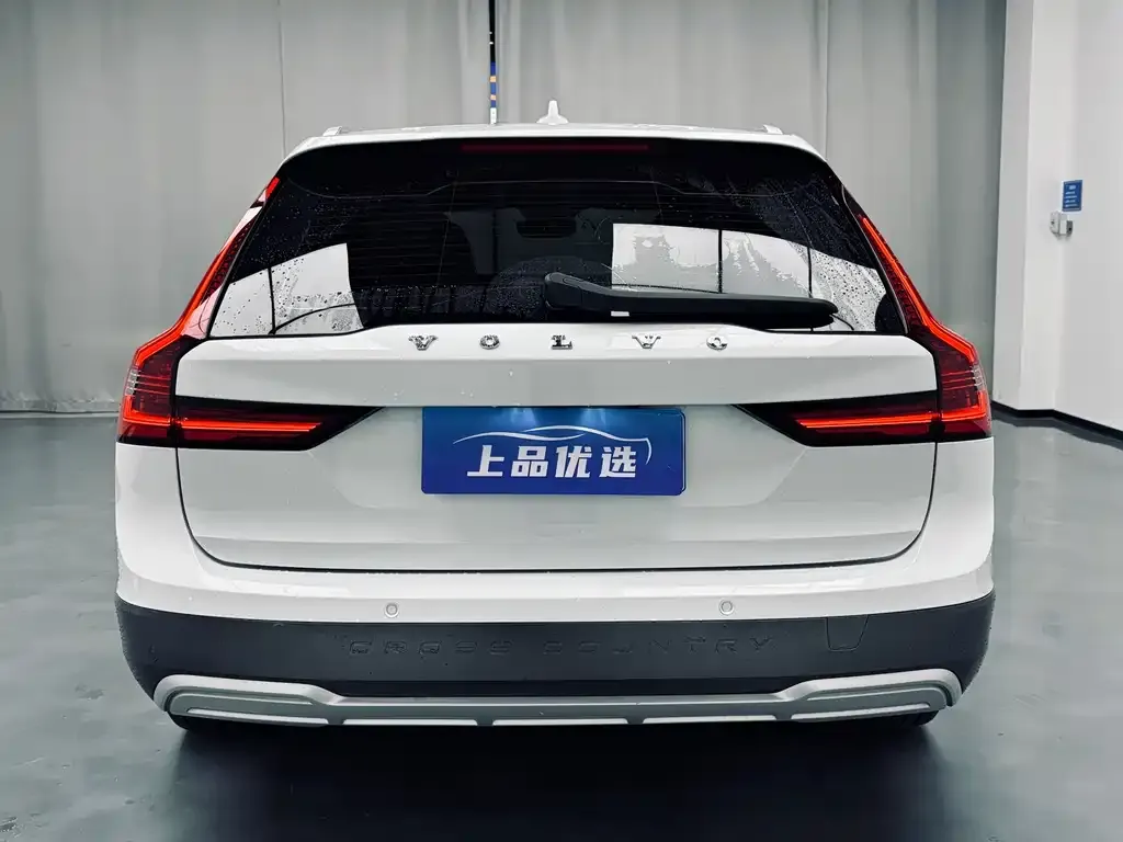 Volvo V90 2022 из CN, фото 5