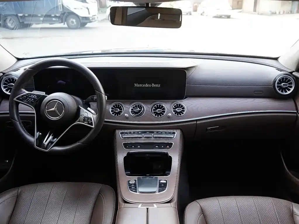 [object Object] E-Class 2023 из CN, фото 5