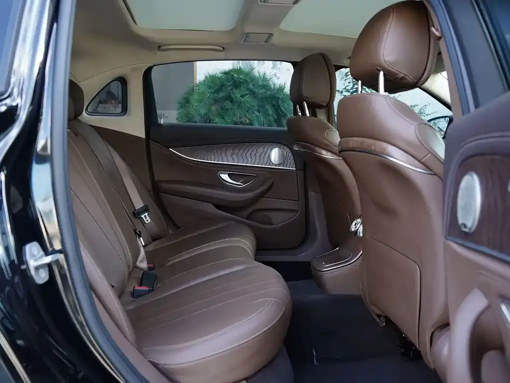 [object Object] E-Class 2023 из CN, фото 6