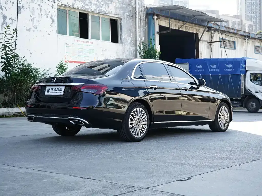 [object Object] E-Class 2023 из CN, фото 7