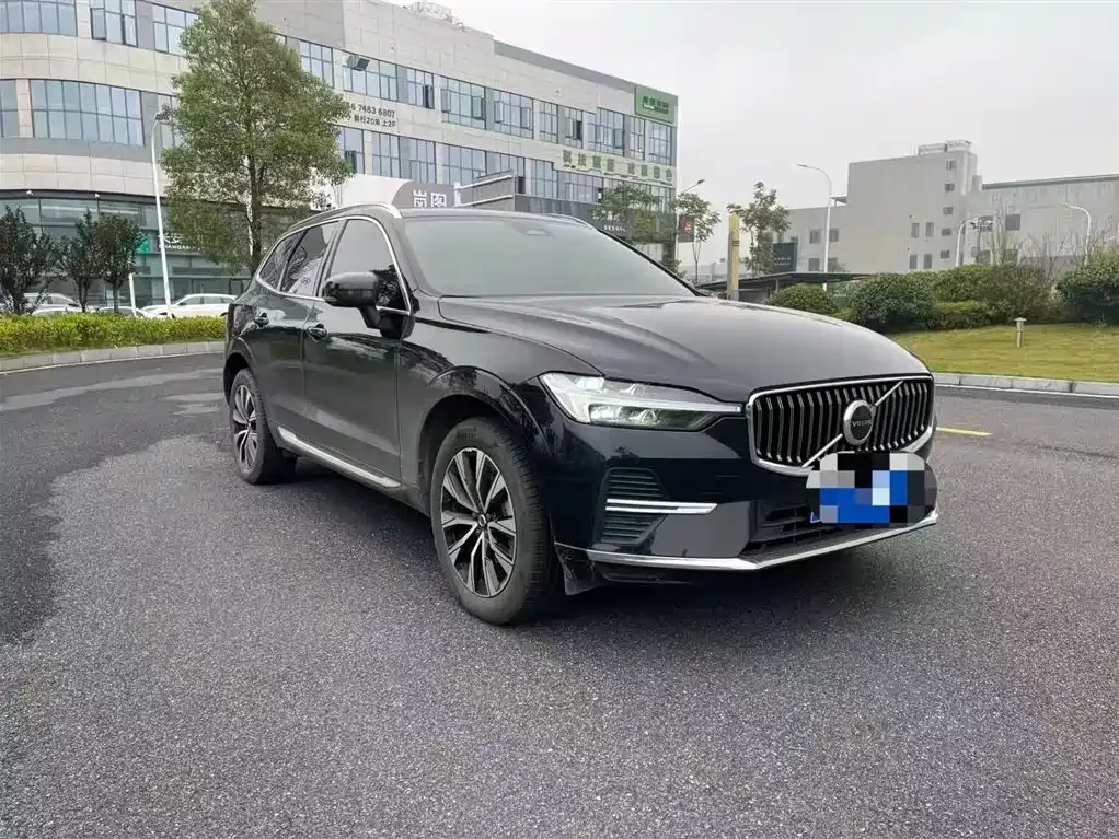 Volvo XC60 2022 из CN, фото 2
