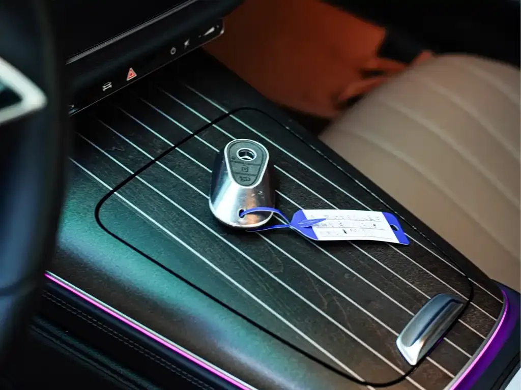 Mercedes-Benz E-Class 2025 из CN, фото 8