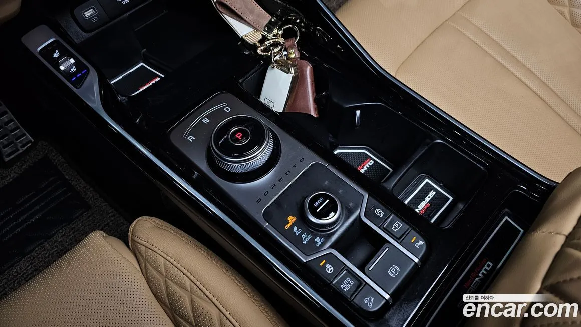 Kia Sorento — фото 9