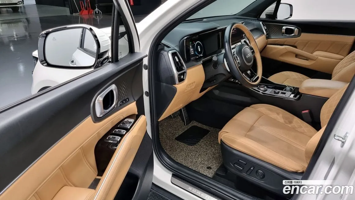 Kia Sorento — фото 10