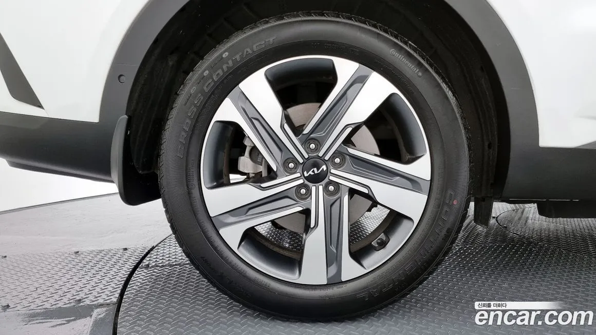Kia Sorento — фото 5