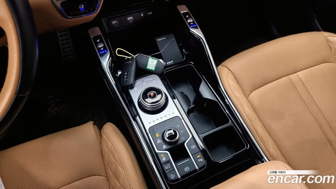 Kia Sorento — фото 9