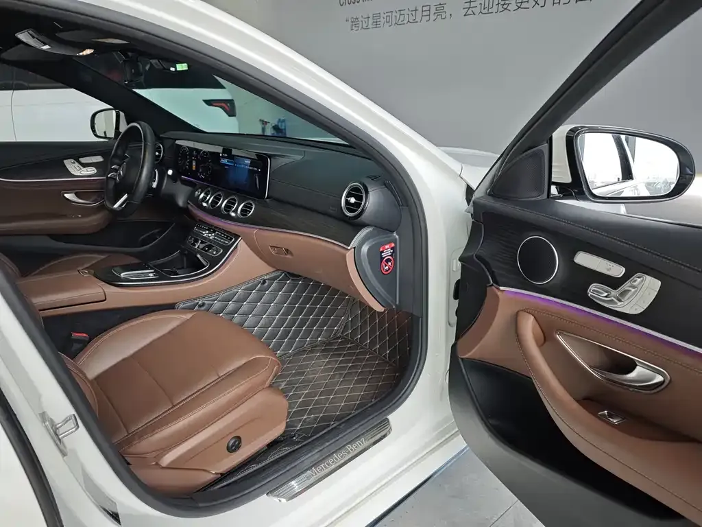 Mercedes-Benz E-Class 2022 из CN, фото 8