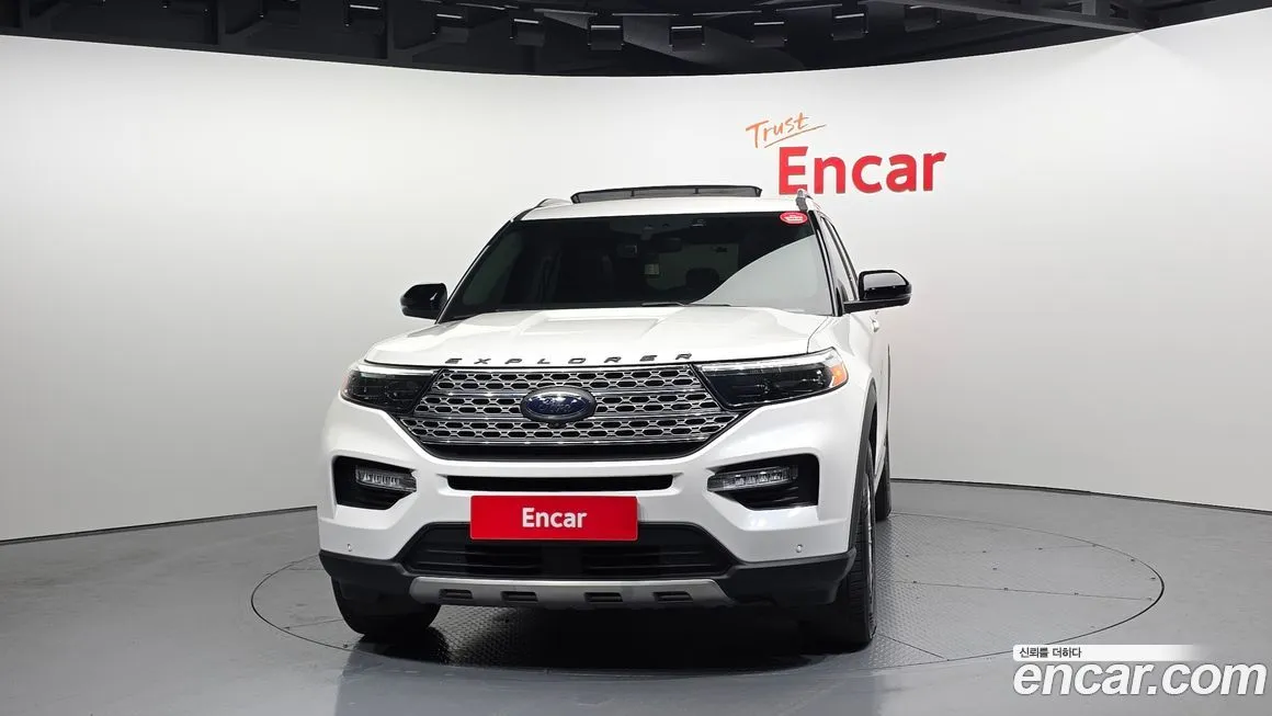 Ford Explorer 2022 из KR, фото 3