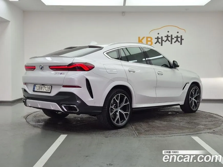 BMW X6 2022 из KR, фото 4