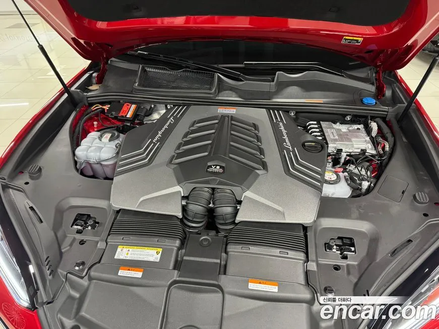 Lamborghini Urus 2025 из KR, фото 5